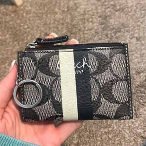Coach change purse with keychain